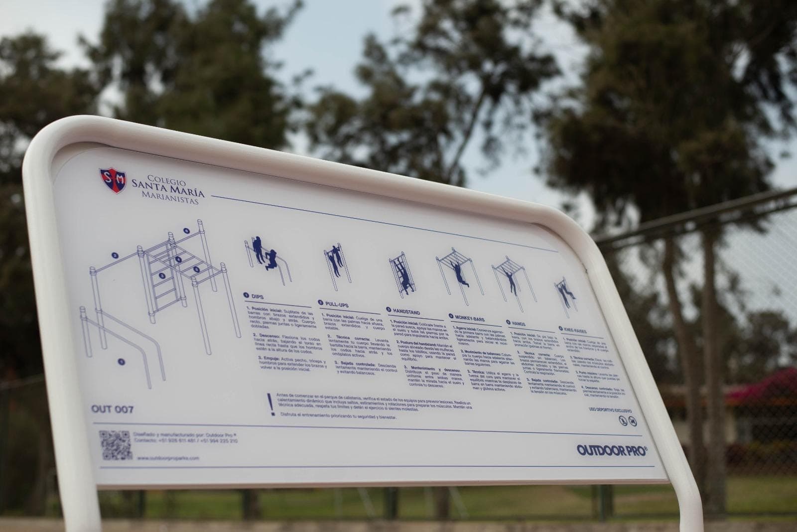 Cartel de uso del módulo OUT 007 en el Colegio Santa María Marianistas